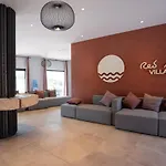 Red Sun Village ホテル 4*