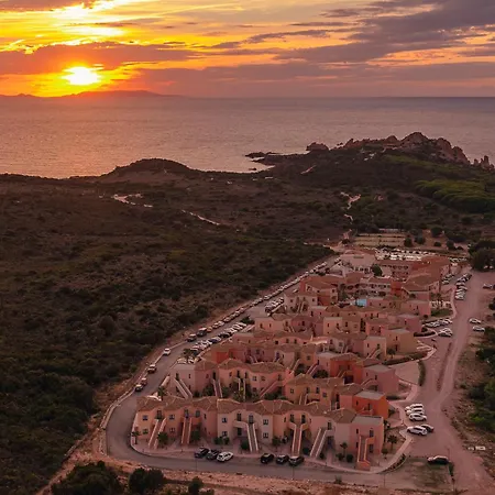 Red Sun Village Hotel 4*