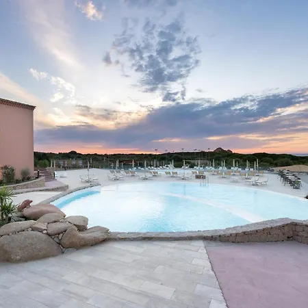 Hotel Red Sun Village Isola Rossa (Sassari)