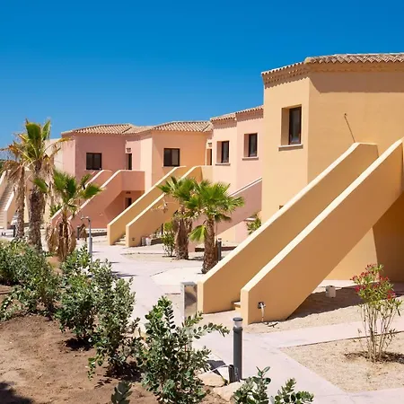Amareclub Red Sun Village 4* איזולה רוסה