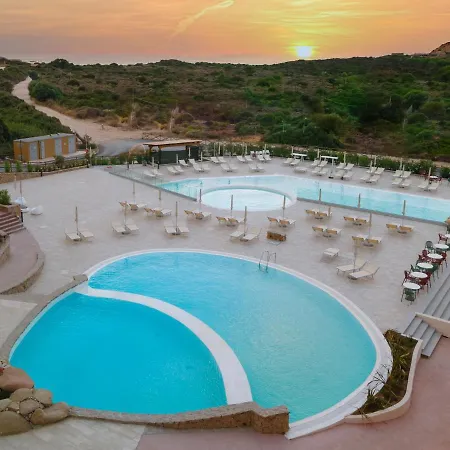Amareclub Red Sun Village 4* איזולה רוסה