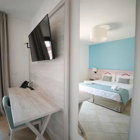 Red Sun Village 호텔