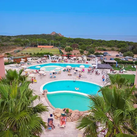 Red Sun Village 4*