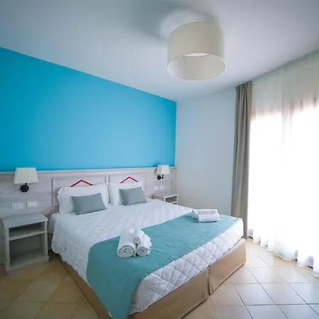 Red Sun Village 이솔라 로사