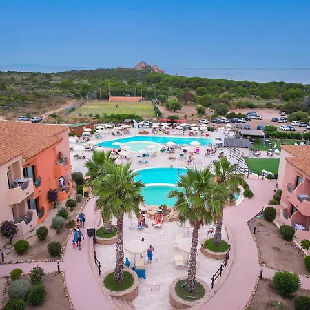 Red Sun Village 4* 이솔라 로사