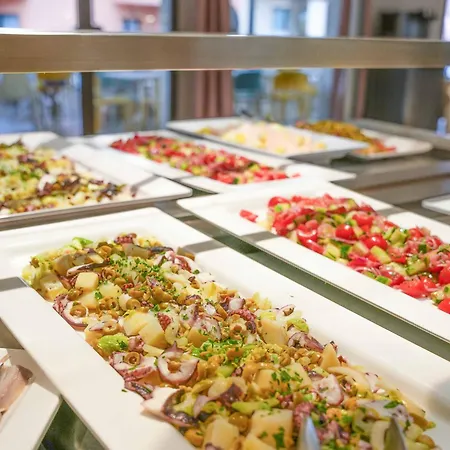 Red Sun Village 호텔