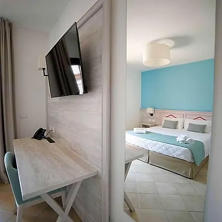 Hotel Red Sun Village Isola Rossa (Sassari)