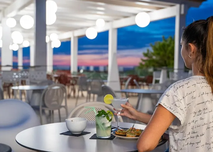 Hotel Red Sun Village Isola Rossa (Sassari)