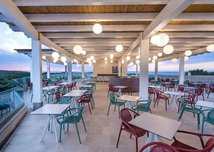 Hotel Red Sun Village 4*