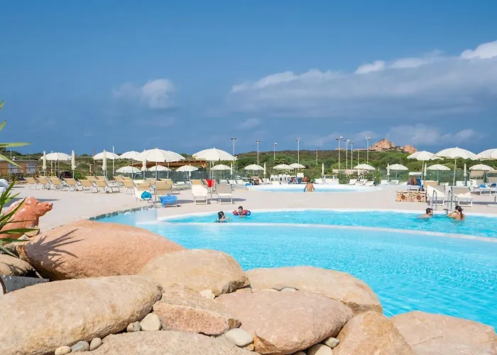 Hotel Red Sun Village