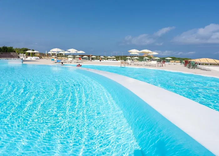 Red Sun Village Hotel 4*