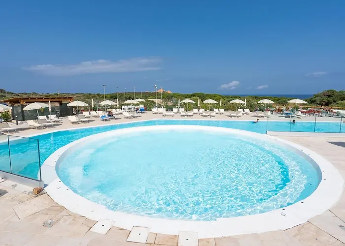 Red Sun Village 4* Isola Rossa (Sassari)