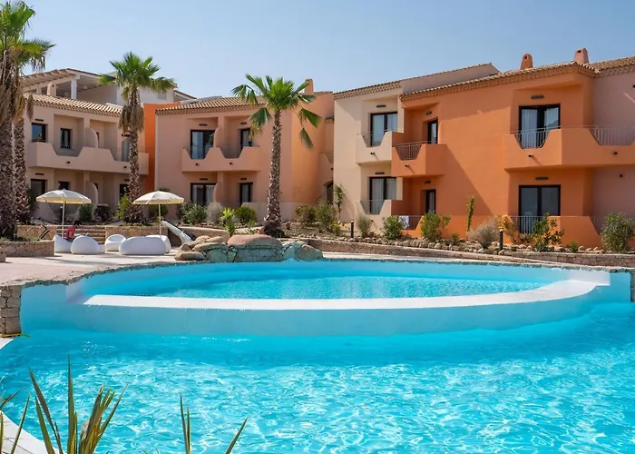 Red Sun Village 4* Isola Rossa (Sassari)