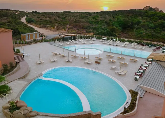 Red Sun Village 4* Isola Rossa (Sassari)