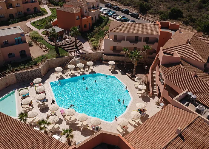 Hotel Red Sun Village