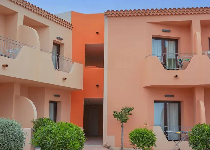 Hotel Red Sun Village 4*